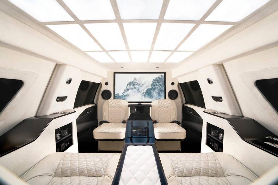 Интерьер Cadillac Escalade Chairman Package by Inkas 2019 года  (фото 13 из 16)